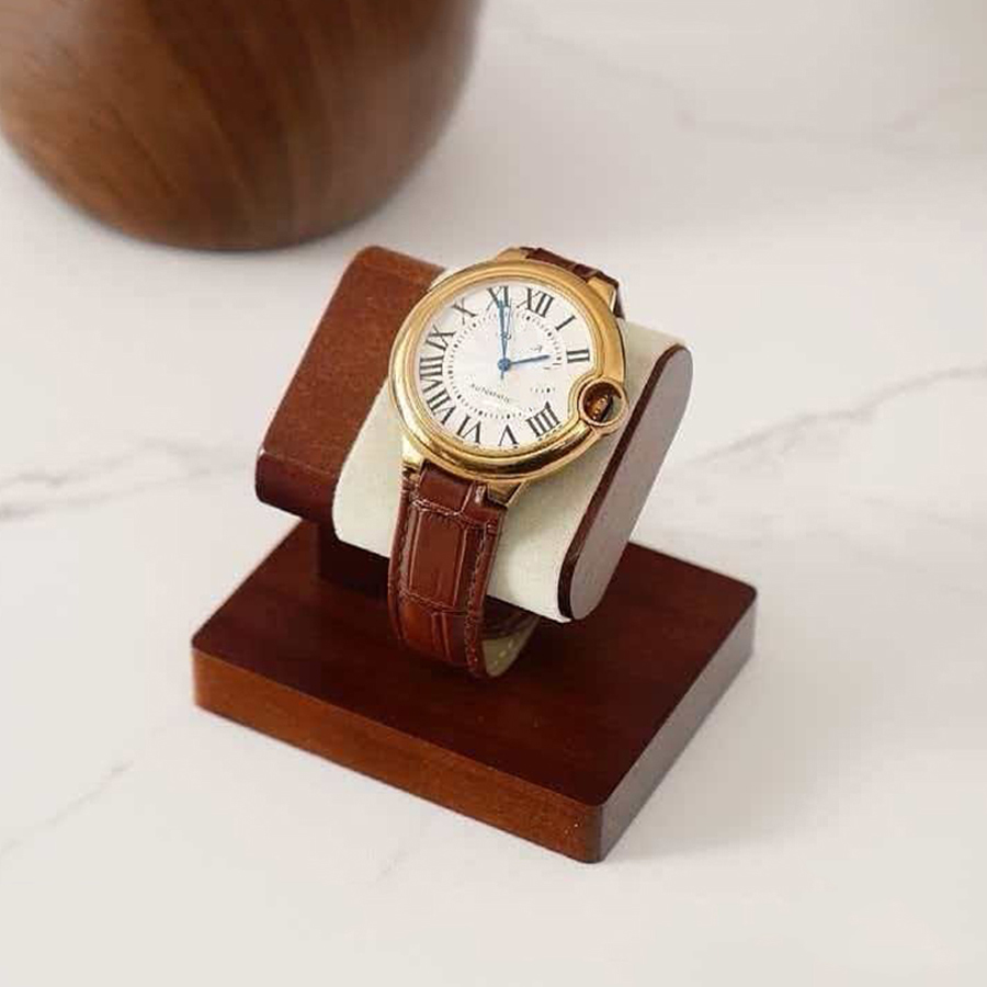 Luxury Watch Shop - แท่นวางนาฬิกาไม้เนื้อแข็ง ที่วางสร้อยข้อมือ กำไลข้อมือ ที่เก็บเครื่องประดับหรูหราสำหรับวางบนโต๊ะ ชั้นวางจัดระเบียบเครื่องประดับสำหรับร้านค้าปลีก