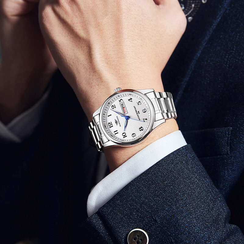 WLISTH แบรนด์หรูผู้ชายนาฬิกานา - Luxury Watch Magazine บทวิจารณ์และราคา