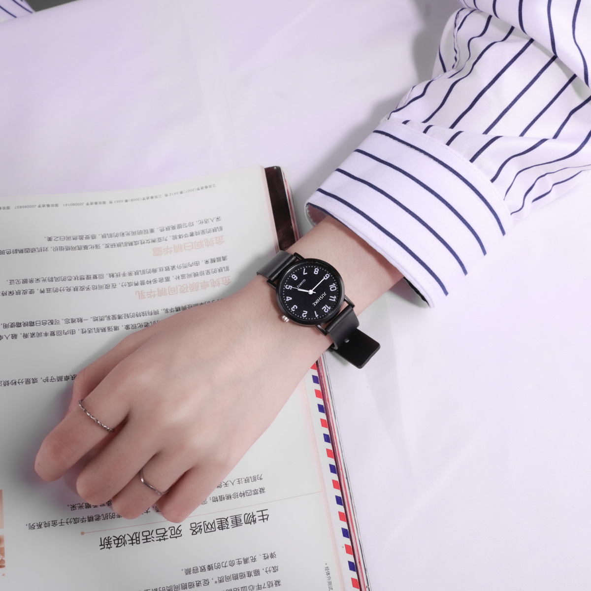 Yikaze นาฬิกาข้อมือผู้หญิงสีดำ - Luxury Watch White บทวิจารณ์และราคา