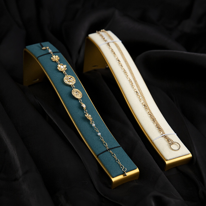 High-end เครื่องประดับยืนแสดงส - Luxury Watch Shop บทวิจารณ์และราคา